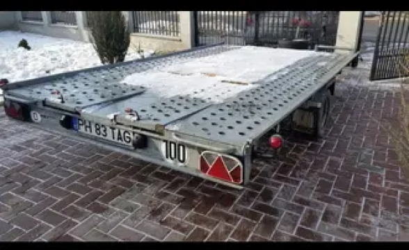 Platforma auto de inchiriat